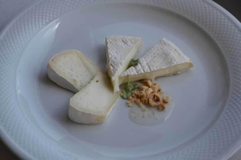 Penzion Trattoria Del Bivio Cerretto Langhe Exteriér fotografie